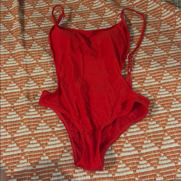 The famous sunny suit - Picture 1 of 2